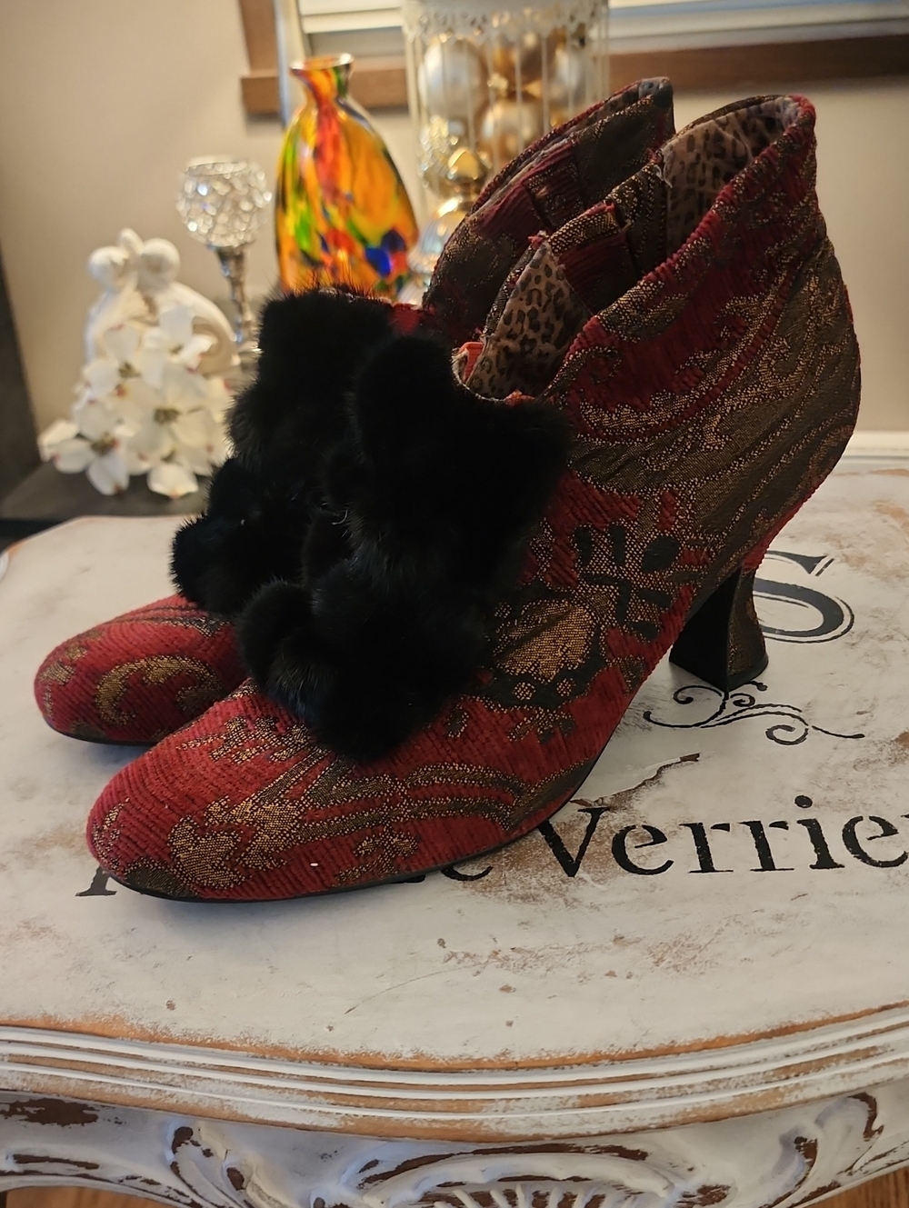 Salsero Vintage Baci Daisy Tapestry  Brocade Fur Trim Booties Size 11
